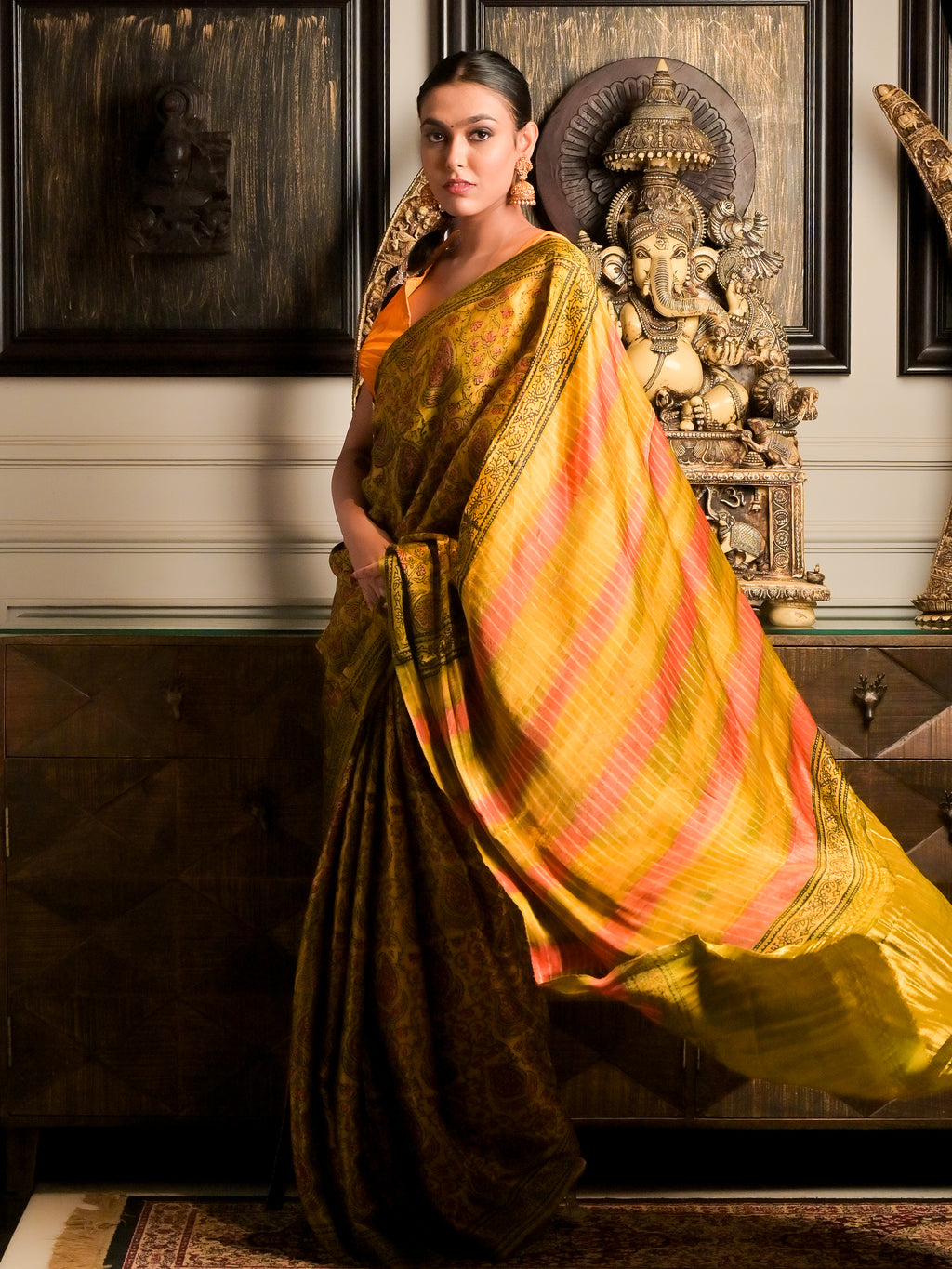 Sunehri Bagh Saree